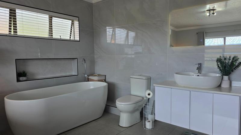 3 Bedroom Property for Sale in Island View Western Cape